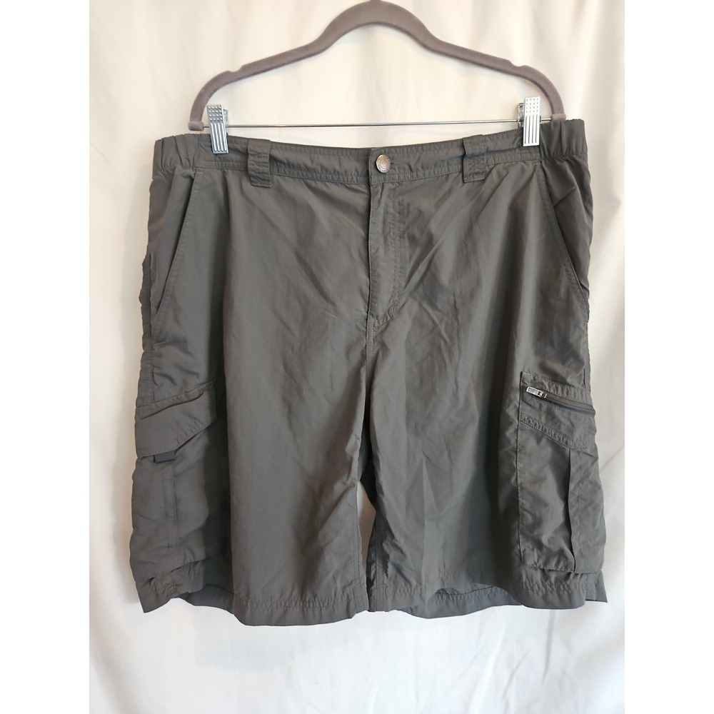 Columbia Omni-Shade Mens Shorts 38 Olive Green Nylon Hiking Fishing 9 Inseam